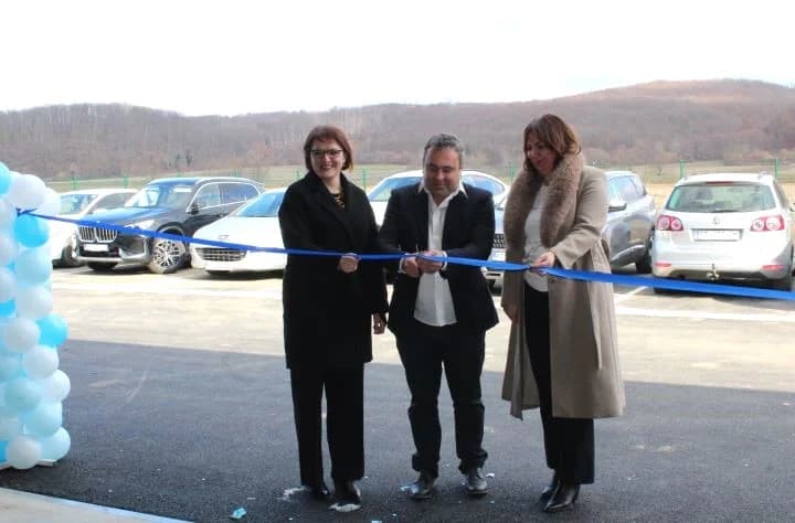 PLETERNIČKA INDUSTRIJSKA ZONA: Otvorena proizvodno-gospodarska zgrada Obrta „Stolarija Batori“ iz Požege