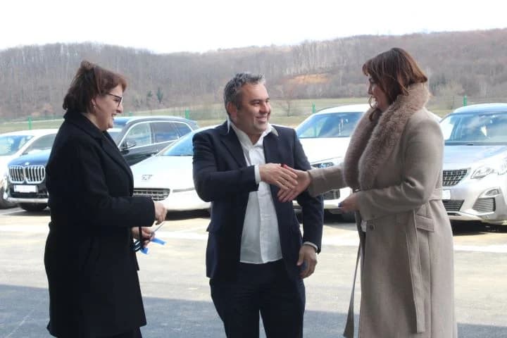 PLETERNIČKA INDUSTRIJSKA ZONA: Otvorena proizvodno-gospodarska zgrada Obrta „Stolarija Batori“ iz Požege