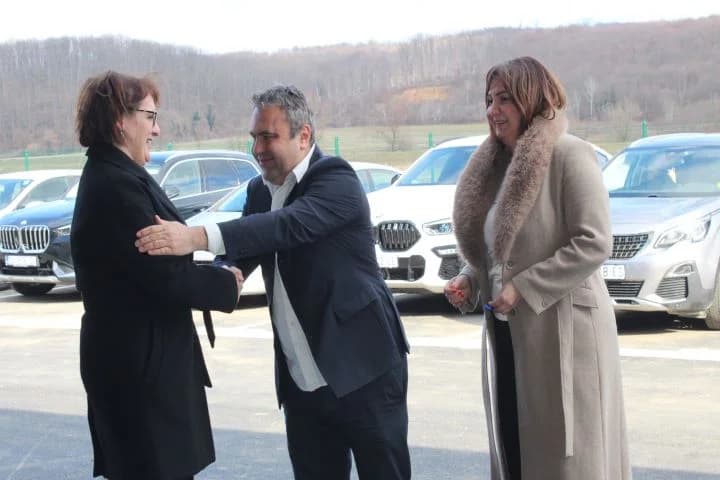 PLETERNIČKA INDUSTRIJSKA ZONA: Otvorena proizvodno-gospodarska zgrada Obrta „Stolarija Batori“ iz Požege