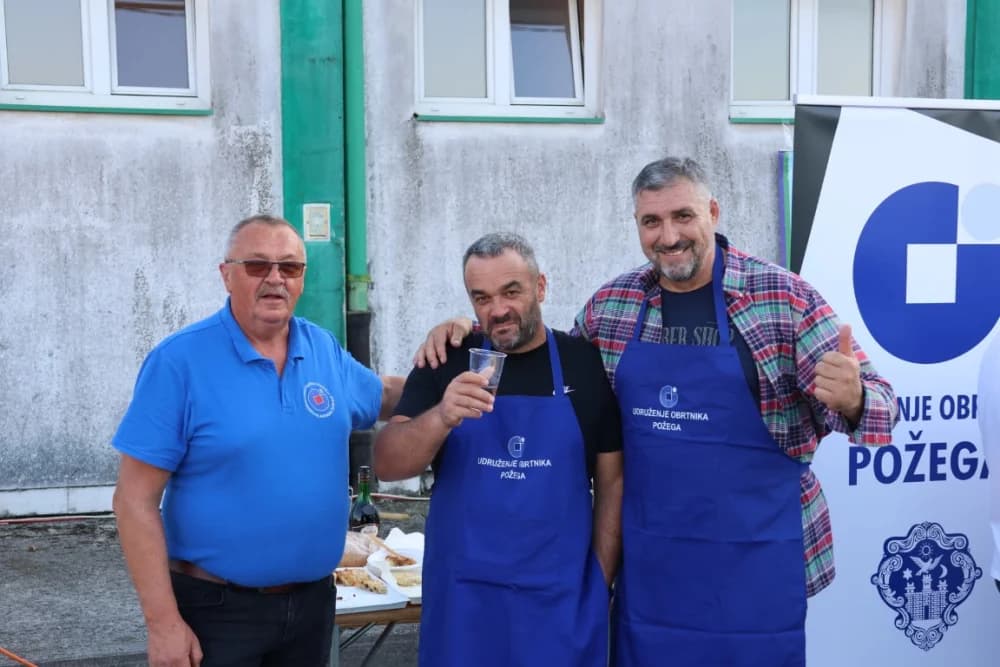/FOTOGALERIJA/ Ekipa iz Rajsavca dominirala na 14. sajmu Slavonski banovac u Pakracu