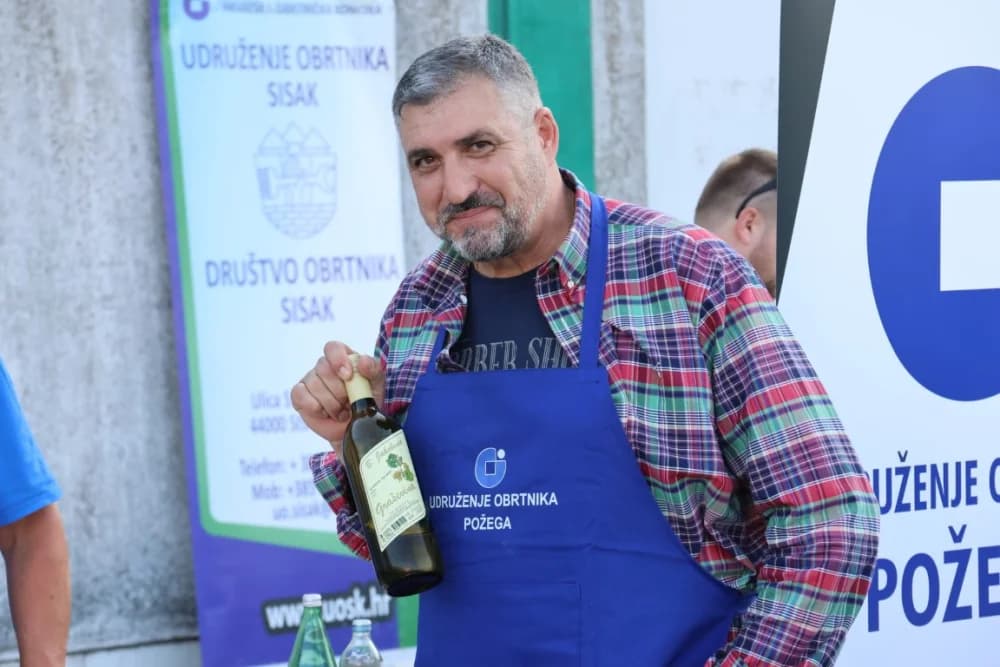/FOTOGALERIJA/ Ekipa iz Rajsavca dominirala na 14. sajmu Slavonski banovac u Pakracu