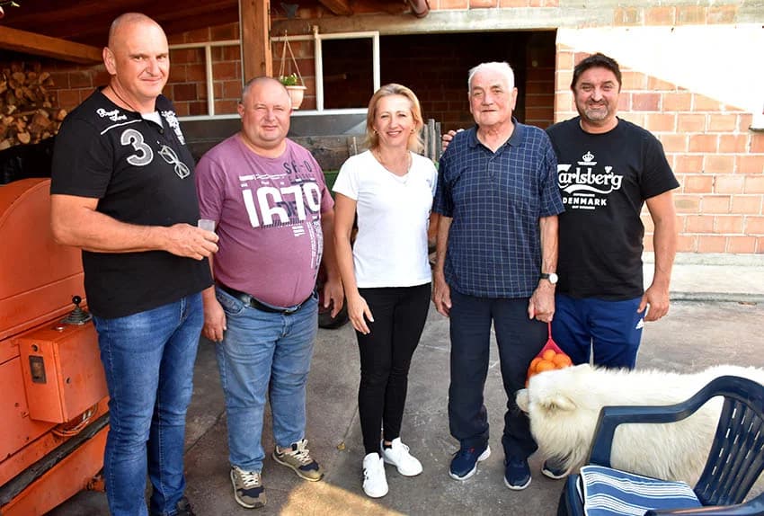 Tri razloga za slavlje kod obitelji Šolčić iz Biškupaca /FOTO/