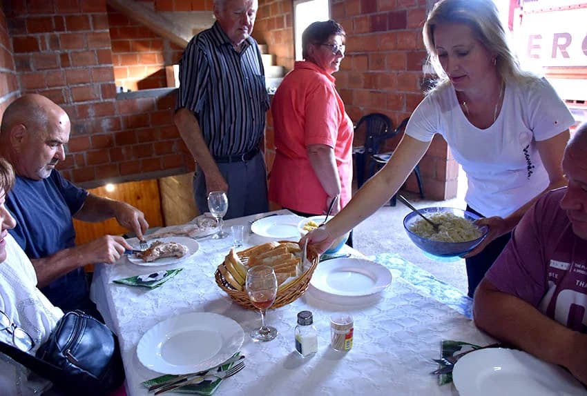 Tri razloga za slavlje kod obitelji Šolčić iz Biškupaca /FOTO/