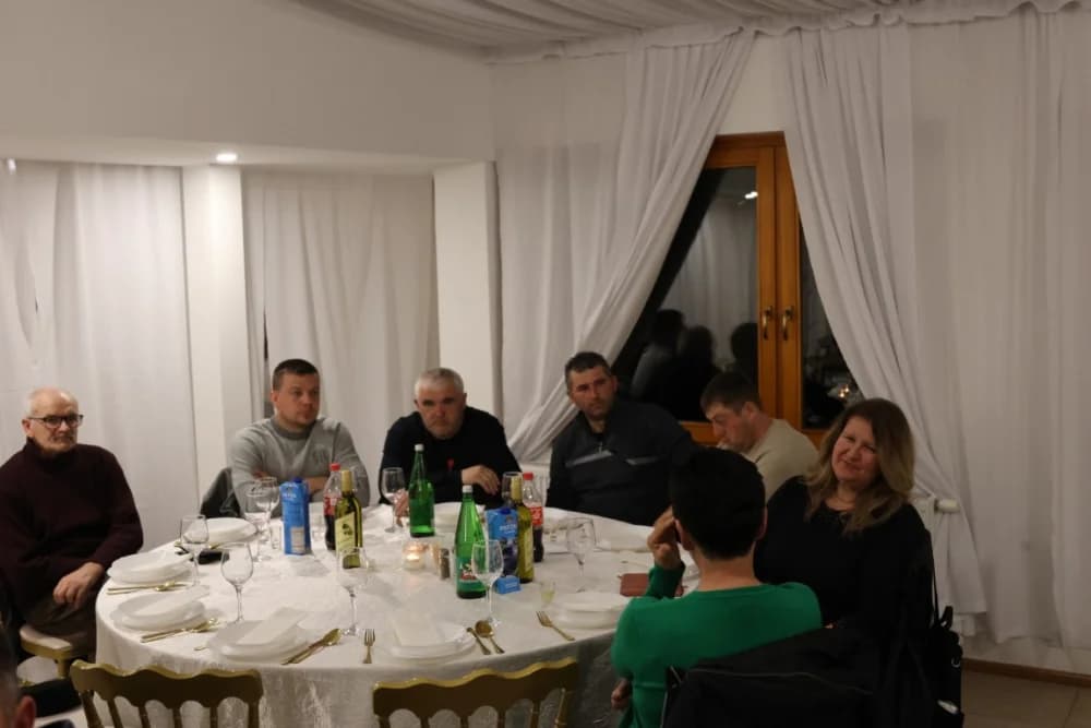 IZVJEŠTAJNA SKUPŠTINA ʼLEDINEʼ: Članovi Udruge poljodjelaca Ledina imaju predavanja i tesiranje prskalica