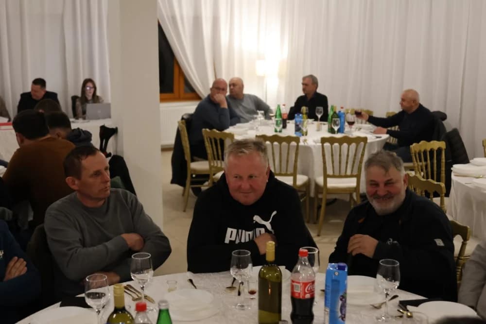 IZVJEŠTAJNA SKUPŠTINA ʼLEDINEʼ: Članovi Udruge poljodjelaca Ledina imaju predavanja i tesiranje prskalica