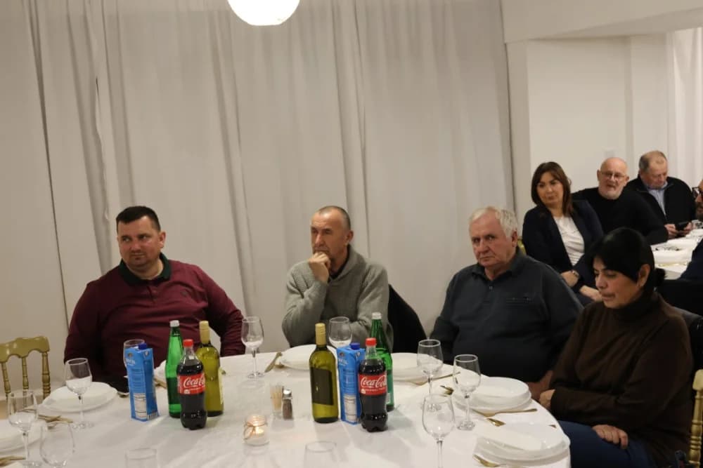 IZVJEŠTAJNA SKUPŠTINA ʼLEDINEʼ: Članovi Udruge poljodjelaca Ledina imaju predavanja i tesiranje prskalica