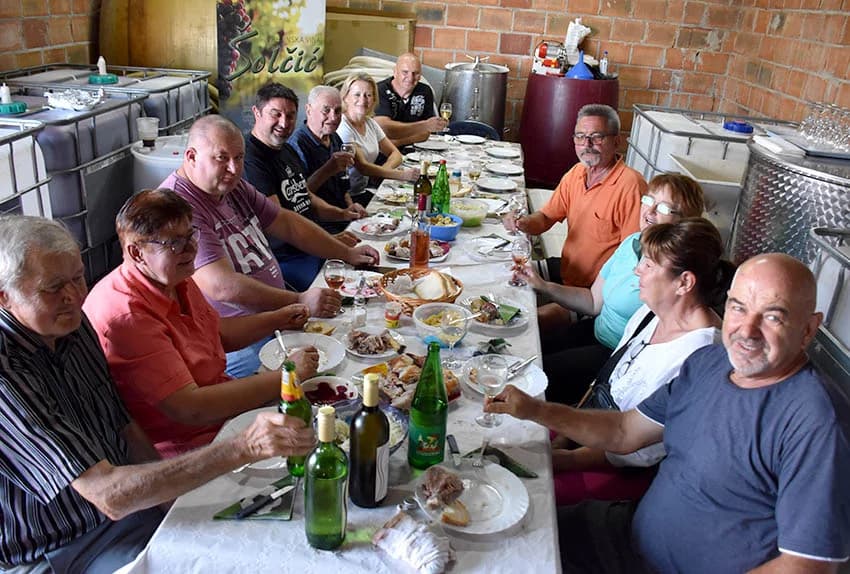 Tri razloga za slavlje kod obitelji Šolčić iz Biškupaca /FOTO/