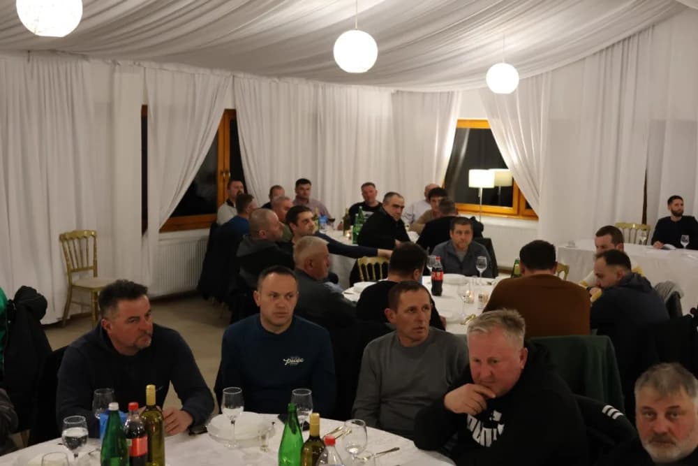 IZVJEŠTAJNA SKUPŠTINA ʼLEDINEʼ: Članovi Udruge poljodjelaca Ledina imaju predavanja i tesiranje prskalica