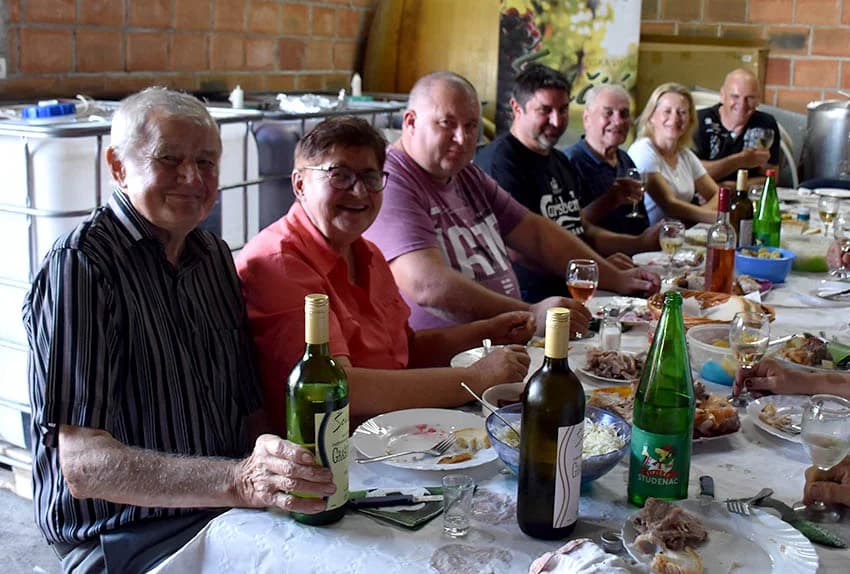 Tri razloga za slavlje kod obitelji Šolčić iz Biškupaca /FOTO/