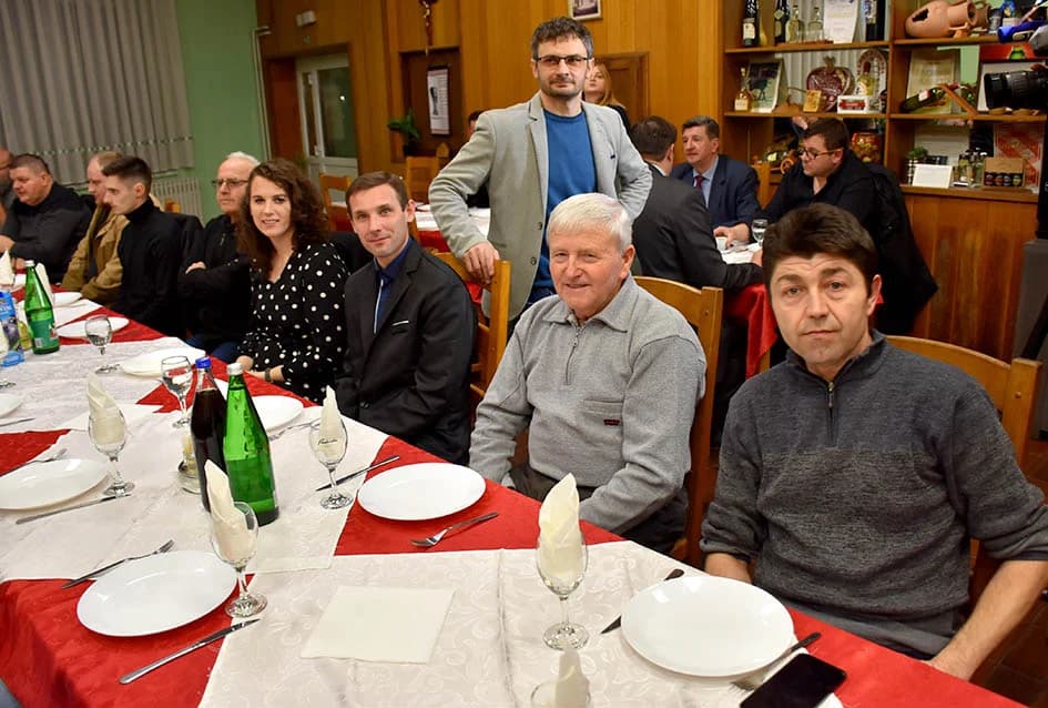 NOVI POLITIČKI VJETROVI U POŽEŠKOJ KOTLINI: Osnovani organci stranke DOMiNO za Požegu i Pleternicu