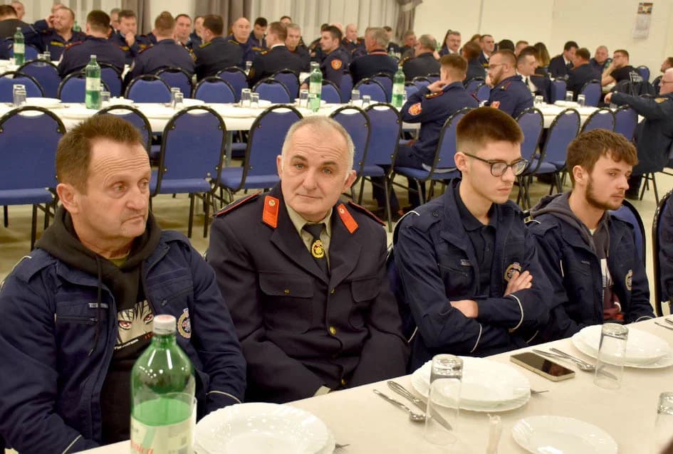 Velički vatrogasci prošle godine imali 36 intervencija od kojih je deset požarnih