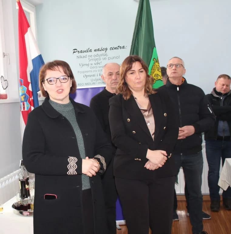 U SJEĆANJE NA POKOJNE BRANITELJE S PLETERNIČKOG PODRUČJA: Polaganjem vijenaca i svetom misom odana počast herojima Domovinskog rata