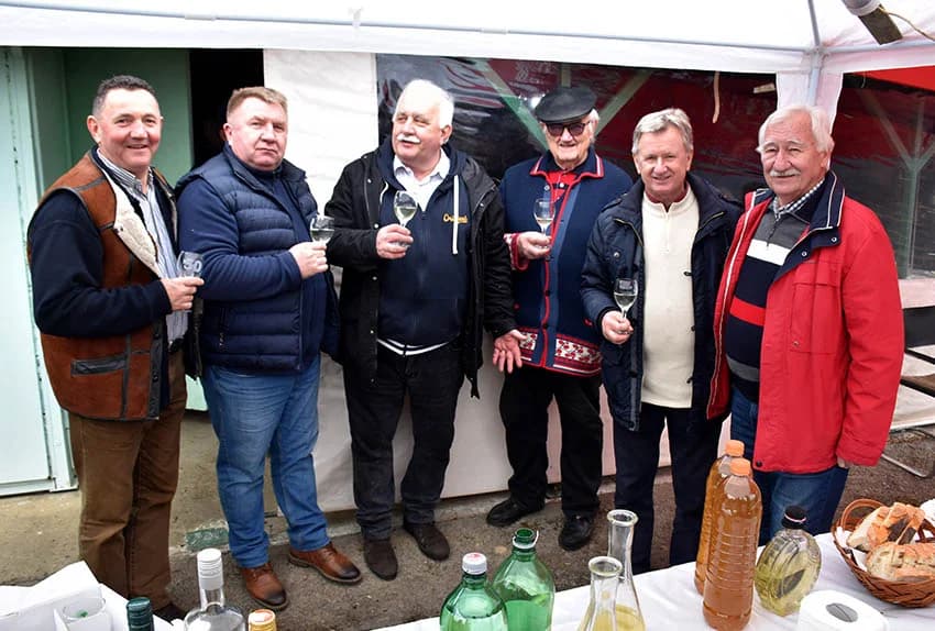 Masovan odaziv Požežana kod baj Mate na Matijevu u Šušanju kod Nove Kapele