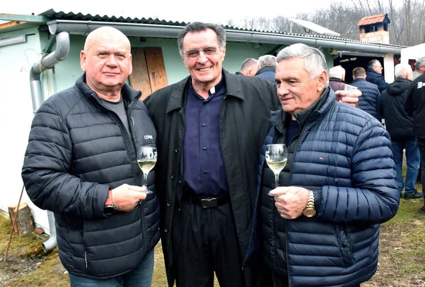 Masovan odaziv Požežana kod baj Mate na Matijevu u Šušanju kod Nove Kapele