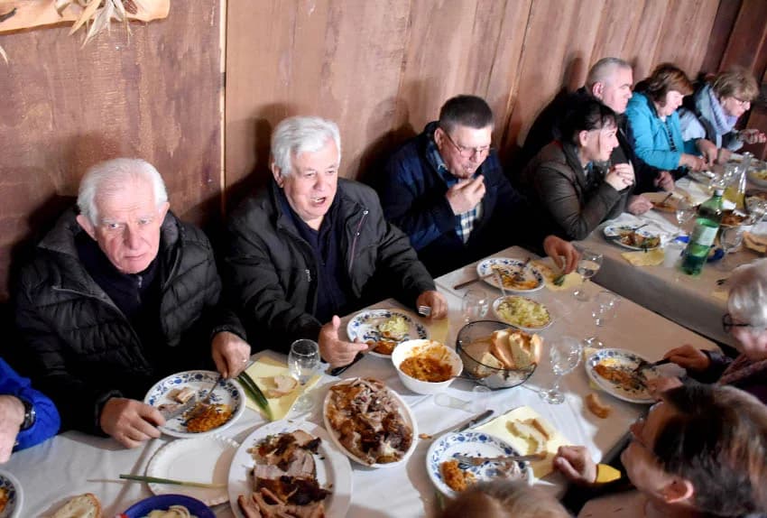 Masovan odaziv Požežana kod baj Mate na Matijevu u Šušanju kod Nove Kapele