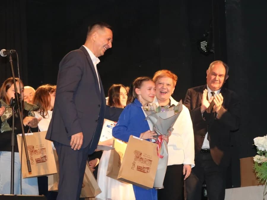 PAKRAC: Održan šesti dječji festival „Croatio iz duše te ljubim“