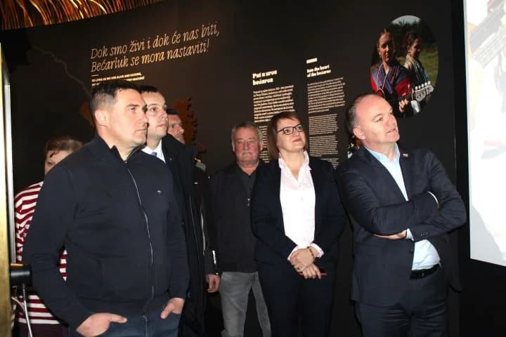 NA POZIV GRADSKOG OGRANKA DOMOVINSKOG POKRETA Ministar demografije i useljeništva Ivan Šipić posjetio Pleternicu