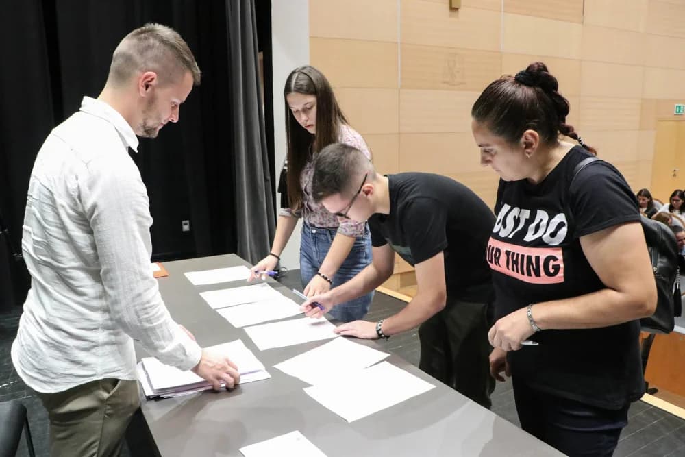 Požeška biskupija dodijelila 162 stipendije učenicima i studentima