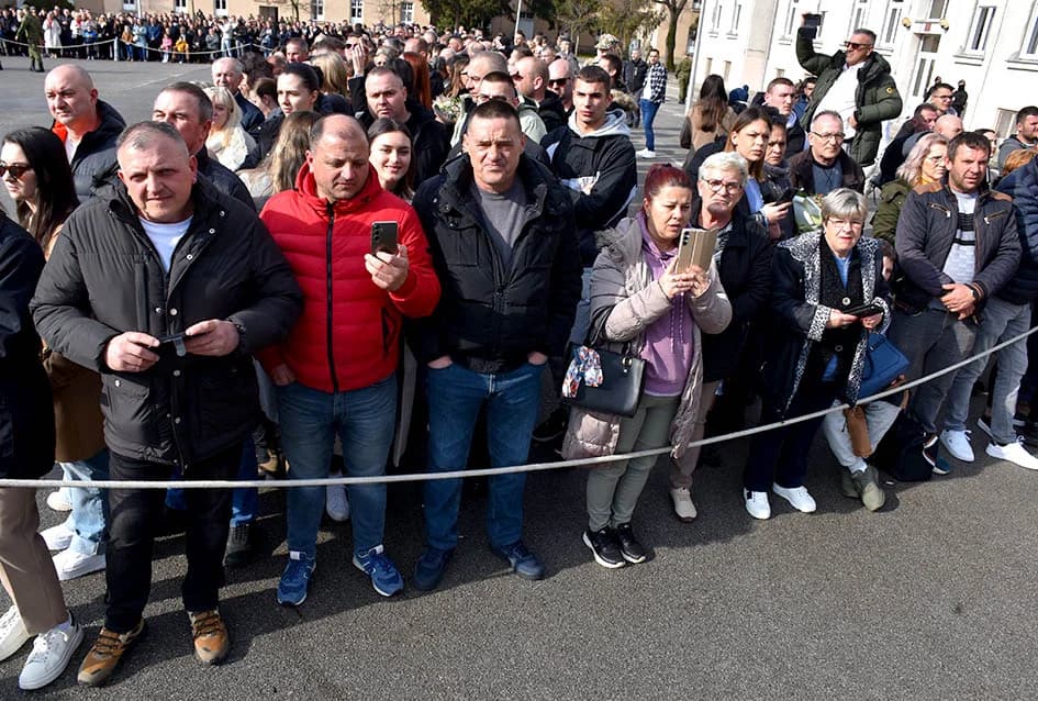 289 dragovoljnih ročnika prisegnulo Domovini: Čast je biti u Hrvatskoj vojsci