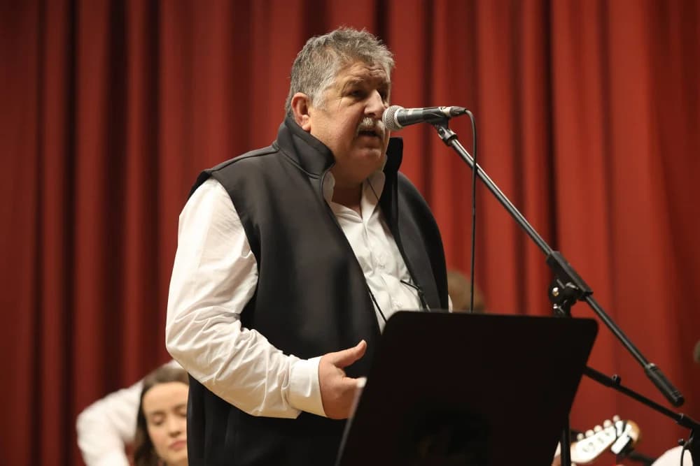 Dirljivim skladbama oduševili Kutjevčane: “Tamburom kroz Slavoniju i Hercegovinu”: