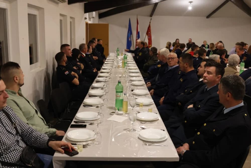 Evidentan je više nego uspješan rad DVD-a Vetovo koji broji 124 člana od najmlađih do starijih generacija