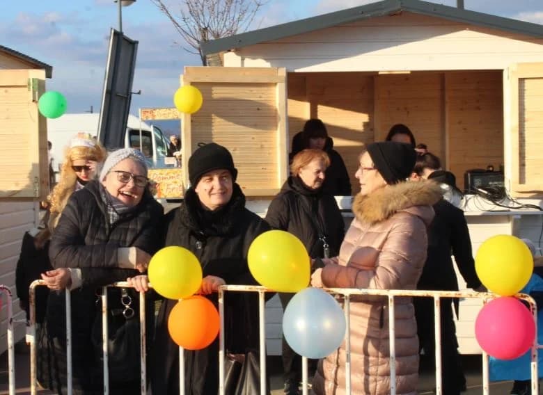 MAŠKARE NA TRGU BEĆARCA: Zanimljiv glazbeno-plesni program uz nagrade za najkreativnije maske