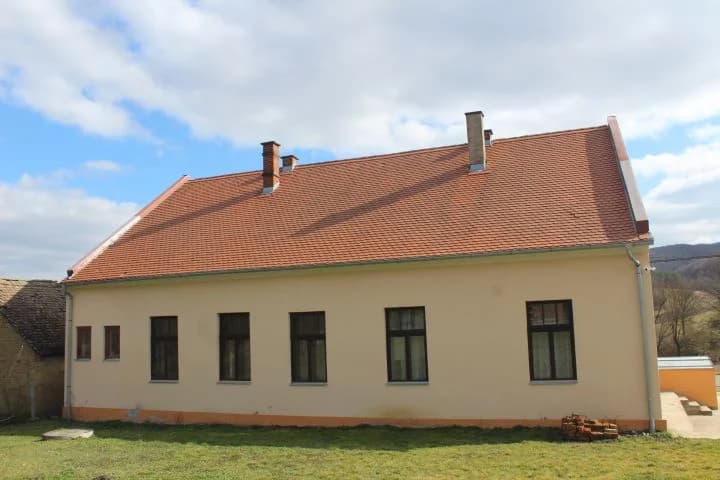 UDRUGA PUT  IZ RUŠEVA: Radne akcije na rušenju stare staje