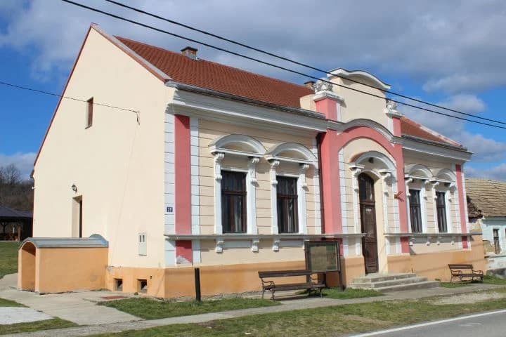 UDRUGA PUT  IZ RUŠEVA: Radne akcije na rušenju stare staje