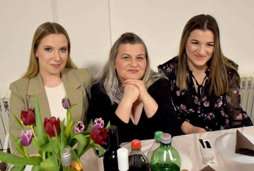 Veselilo se 130 žena požeškog kraja za svoj dan - dio prihoda dale za liječenje oboljelog mladića