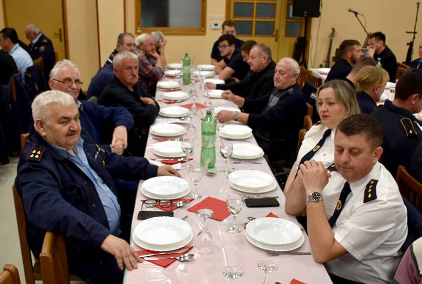 Vatrogasna mladež Jakšića dvostruki prvaci županije, a jedna ekipa ide na državno natjecanje