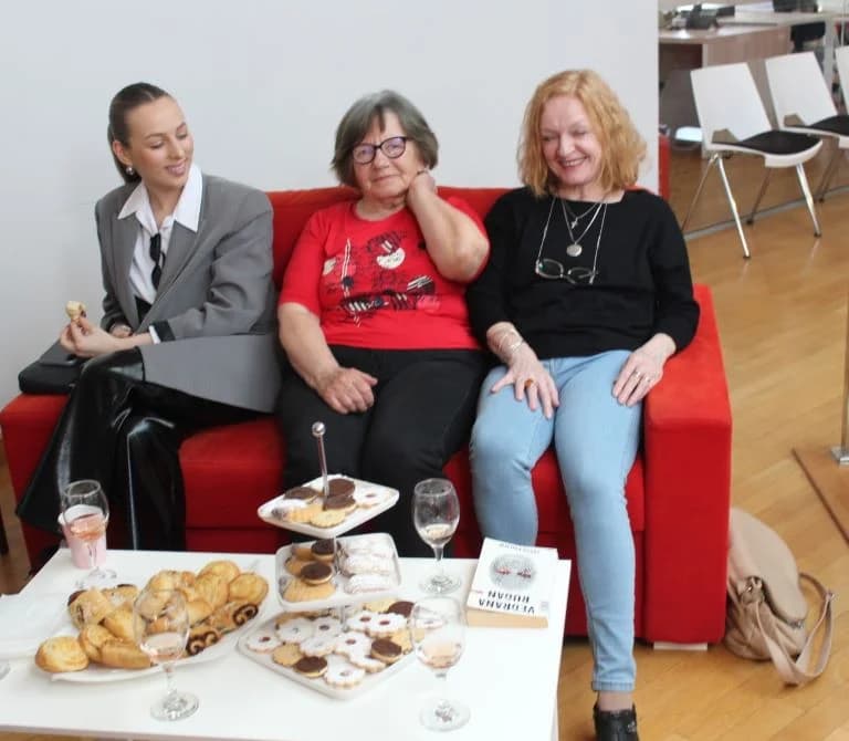 UZ MEĐUNARODNI DAN ŽENA U PLETERNICI: Druženje pripadnica ljepšeg spola uz vino, kolače i poeziju