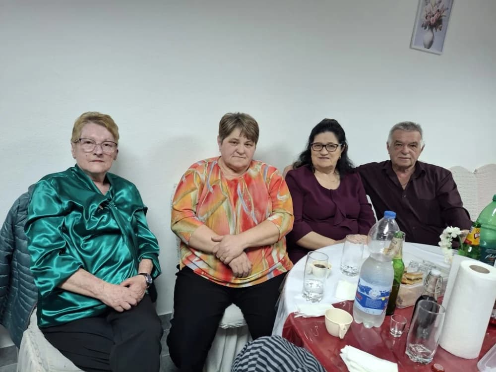 Velički umirovljenici uz Dan žena darivali i muškarce!