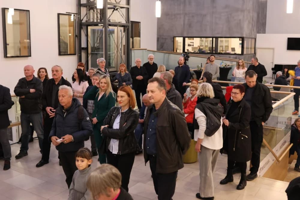 Odabrane fotografije Duška Mirkovića daju sugađanima motive najboljeg čovjekovog prijatelja