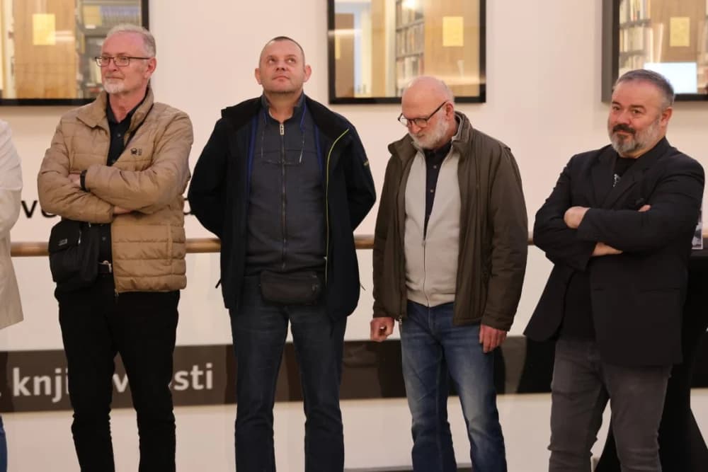 Odabrane fotografije Duška Mirkovića daju sugađanima motive najboljeg čovjekovog prijatelja