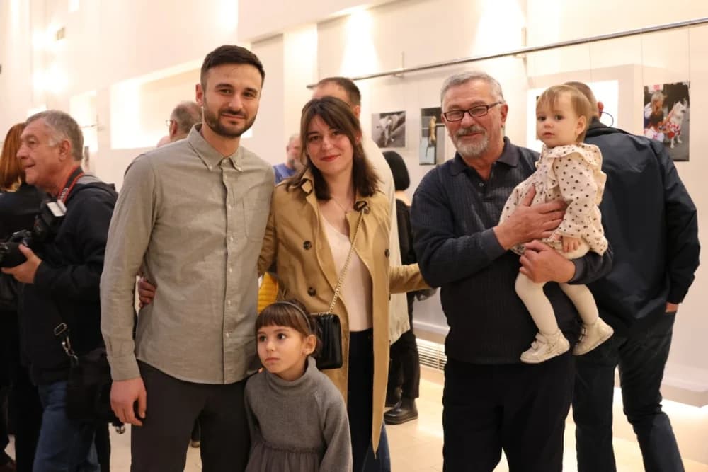 Odabrane fotografije Duška Mirkovića daju sugađanima motive najboljeg čovjekovog prijatelja