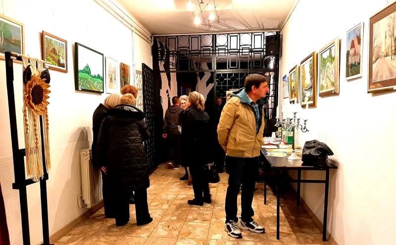 Otvorena izložba likovnih radova pod nazivom ʼPožegi s naše palete“
