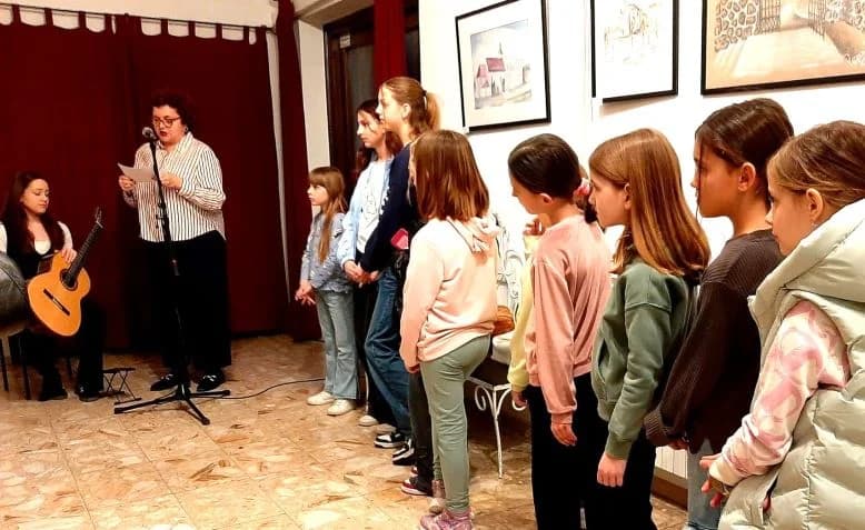 Otvorena izložba likovnih radova pod nazivom ʼPožegi s naše palete“