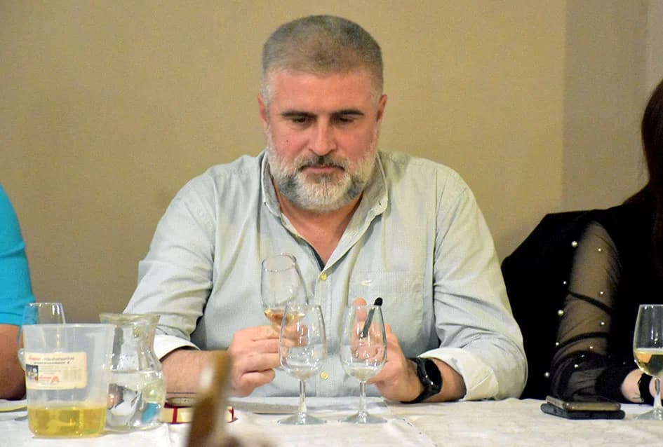 Sljubili graševinu i pohanog šarana
