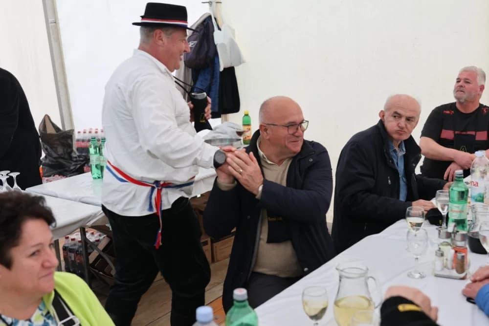 Obitelj Pandžić i ove godine ugostila više od tisuću prijatelja i poslovnih partnera na tradicionalnom Grgurevu