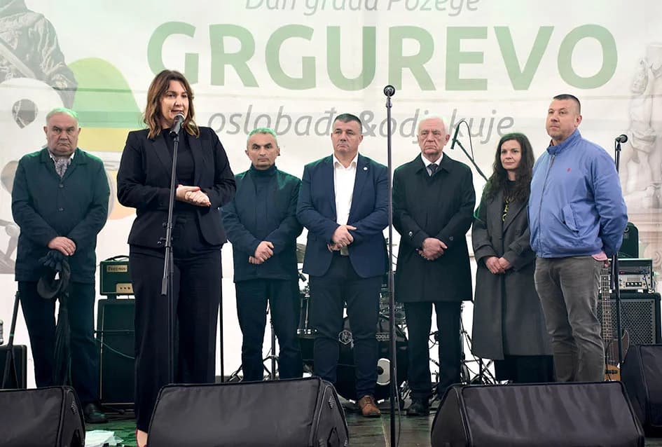Mirisi delicija kontinentalne i primorske Hrvatske i ove su se godine širili u srcu Zlatne doline sa požeškog Trga sv. Trojstva
