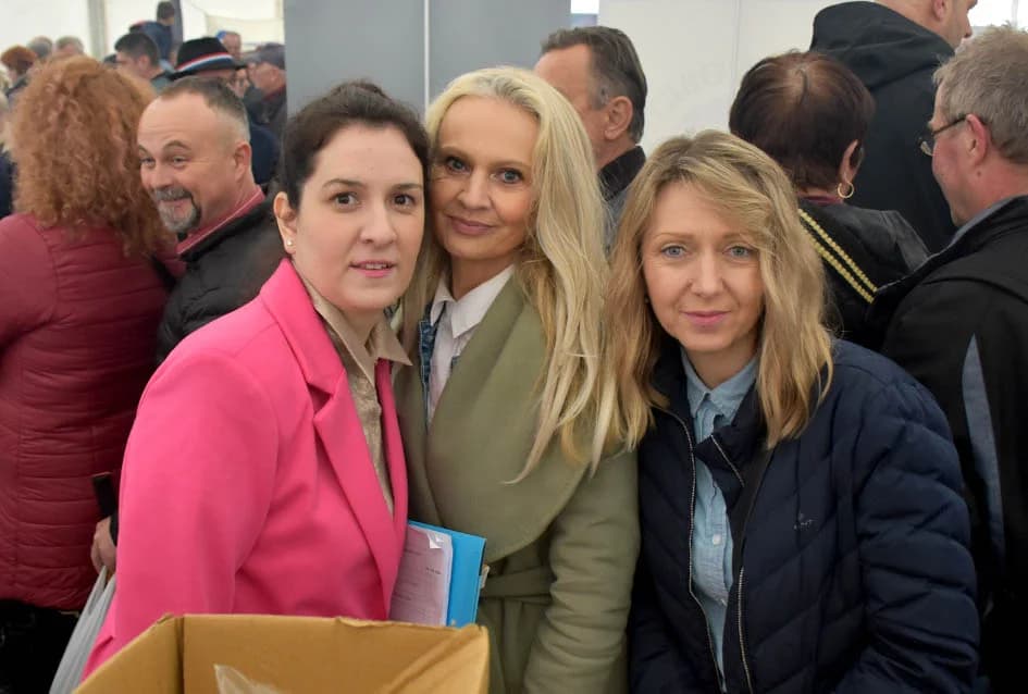 Mirisi delicija kontinentalne i primorske Hrvatske i ove su se godine širili u srcu Zlatne doline sa požeškog Trga sv. Trojstva