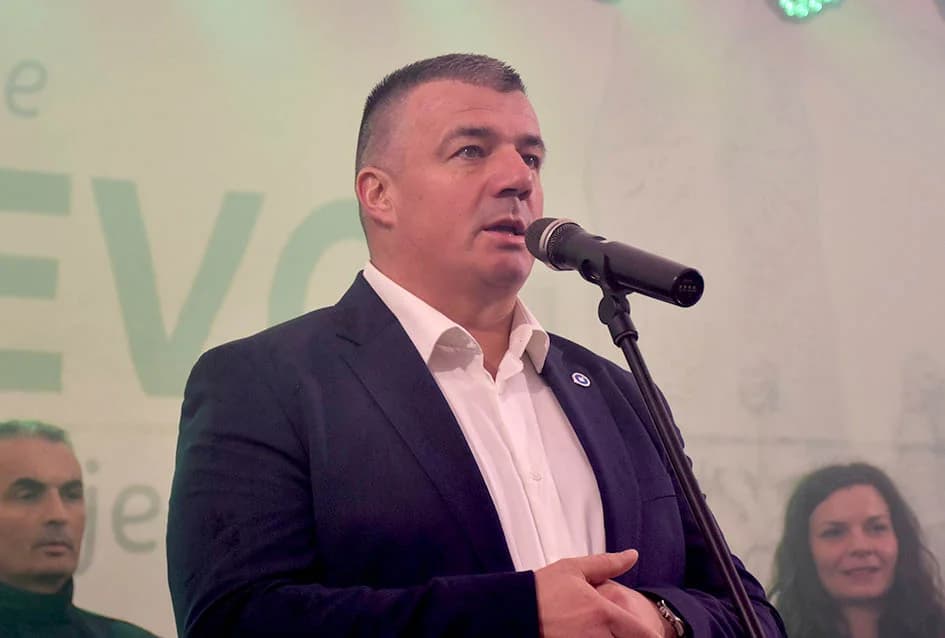 Mirisi delicija kontinentalne i primorske Hrvatske i ove su se godine širili u srcu Zlatne doline sa požeškog Trga sv. Trojstva