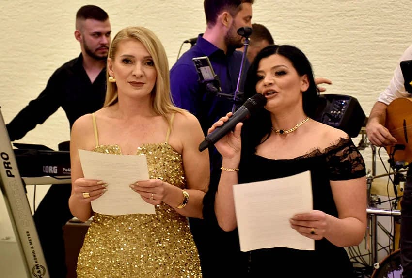 Dvjestotinjak žena veličkog kraja i prijateljica slavilo svoj dan-prihod u humnitarnu namjenu