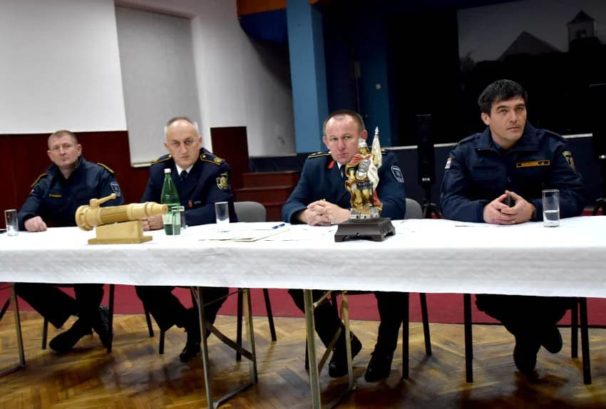 Vatrogasci Kaptola imali više od 100 intervencija i aktivnosti – uzoran  vatrogasac je Karlo Mikić