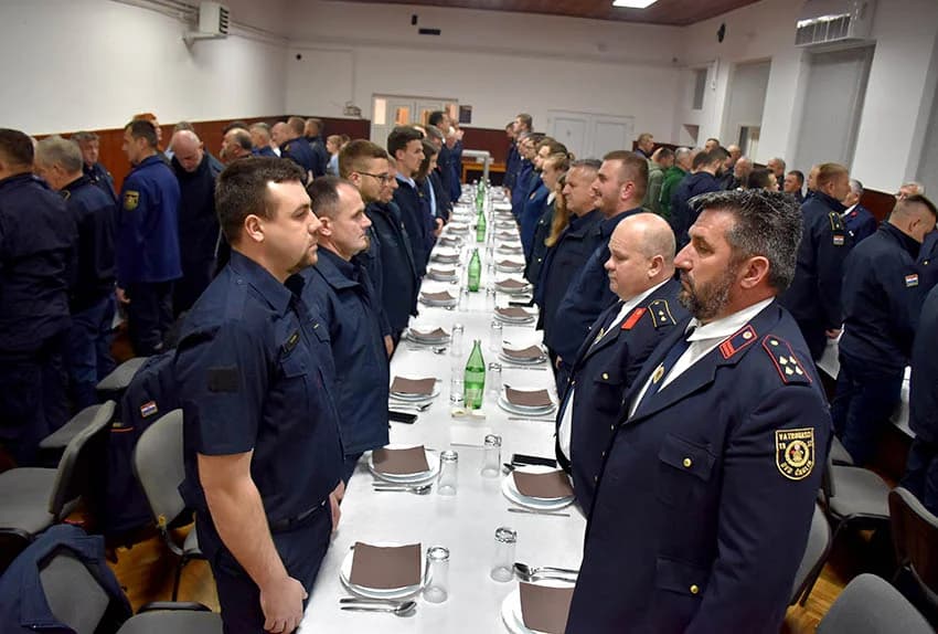 Vatrogasci Kaptola imali više od 100 intervencija i aktivnosti – uzoran  vatrogasac je Karlo Mikić