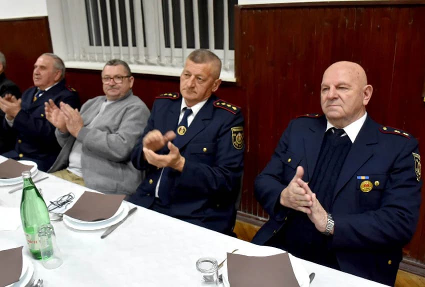 Vatrogasci Kaptola imali više od 100 intervencija i aktivnosti – uzoran  vatrogasac je Karlo Mikić