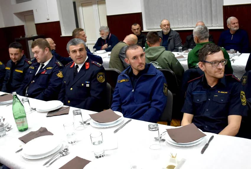 Vatrogasci Kaptola imali više od 100 intervencija i aktivnosti – uzoran  vatrogasac je Karlo Mikić