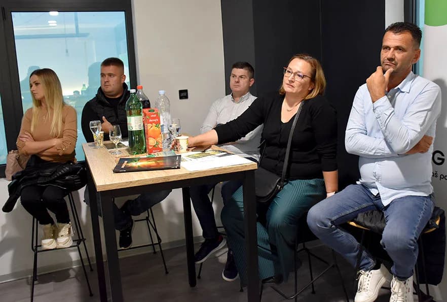 ODRŽANA RADIONICI ZA POLJOPRIVREDNIKE O FINANCIRANJU PROJEKATA DO 2027. GODINE: ʼTreba nudit projekte jer novaca je punoʼ