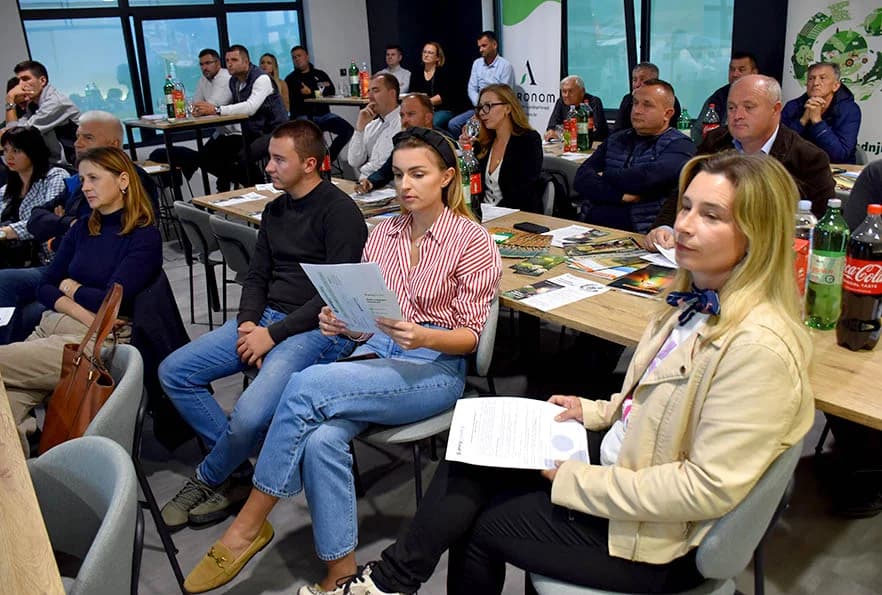 ODRŽANA RADIONICI ZA POLJOPRIVREDNIKE O FINANCIRANJU PROJEKATA DO 2027. GODINE: ʼTreba nudit projekte jer novaca je punoʼ