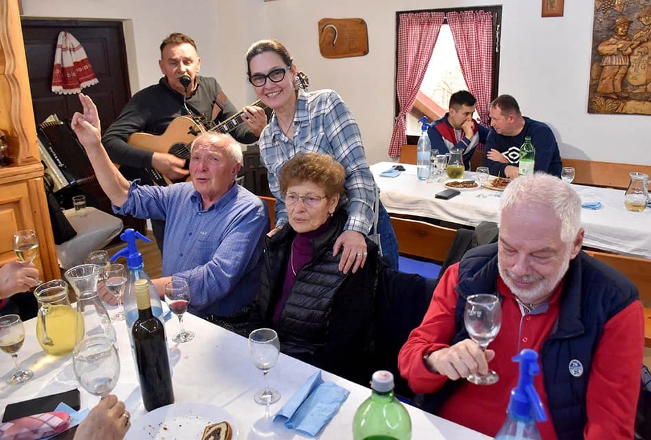 POŽEŠKI VINOGRADARI SLAVILI GRGUREVO: Vikend u znaku obilne kiše